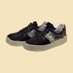CHAMPION NEGRO CON DORADO